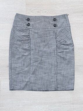 VTG Y2K HeartSoul Gray High-Waist Ruched Pencil Skirt with Button Detail